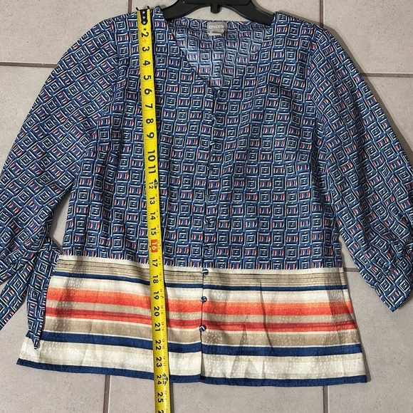 Chico's women's colorful Blue blouse plus size 0 - Picture 8 of 8
